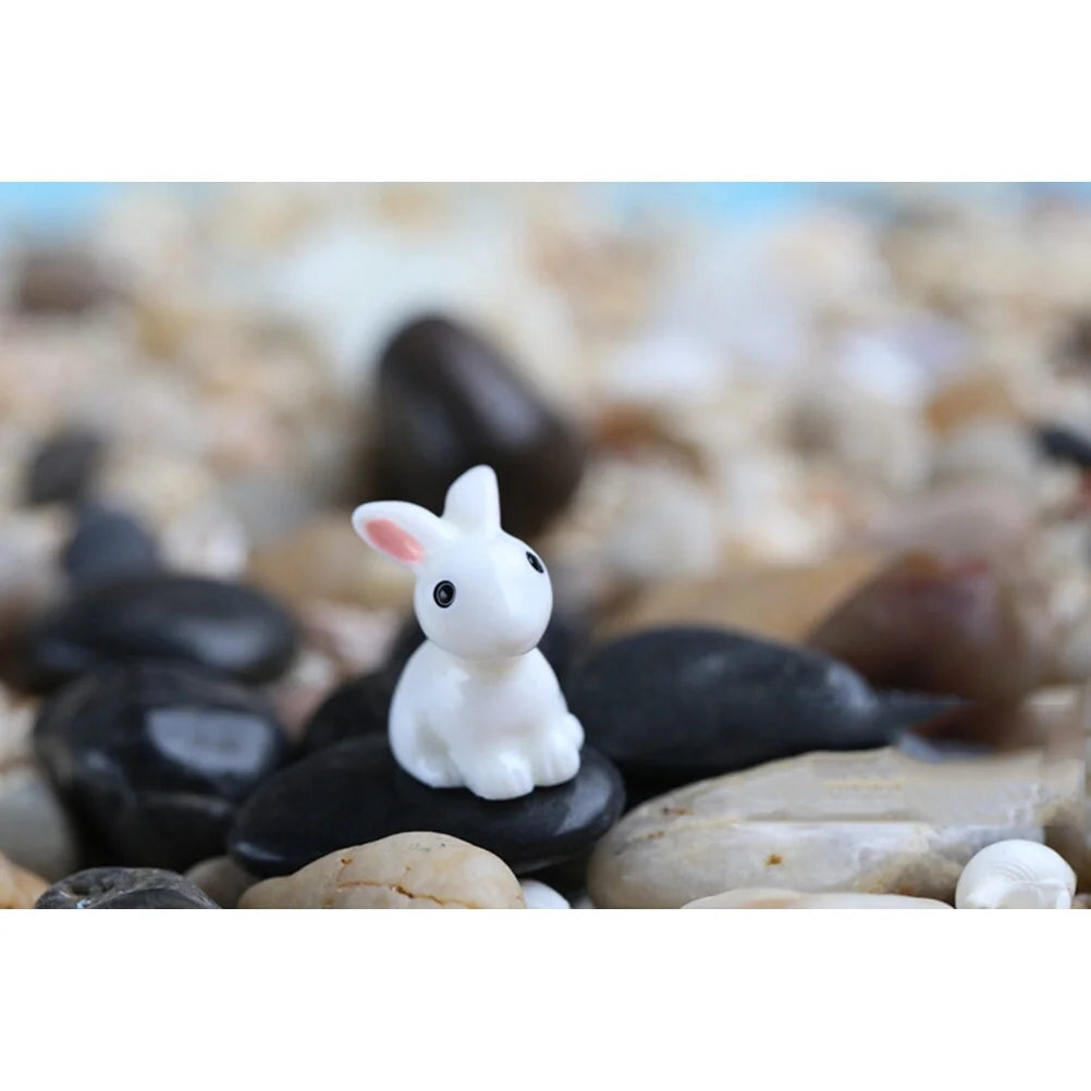 10 Pcs Rabbit Resin Miniature Statue P830048