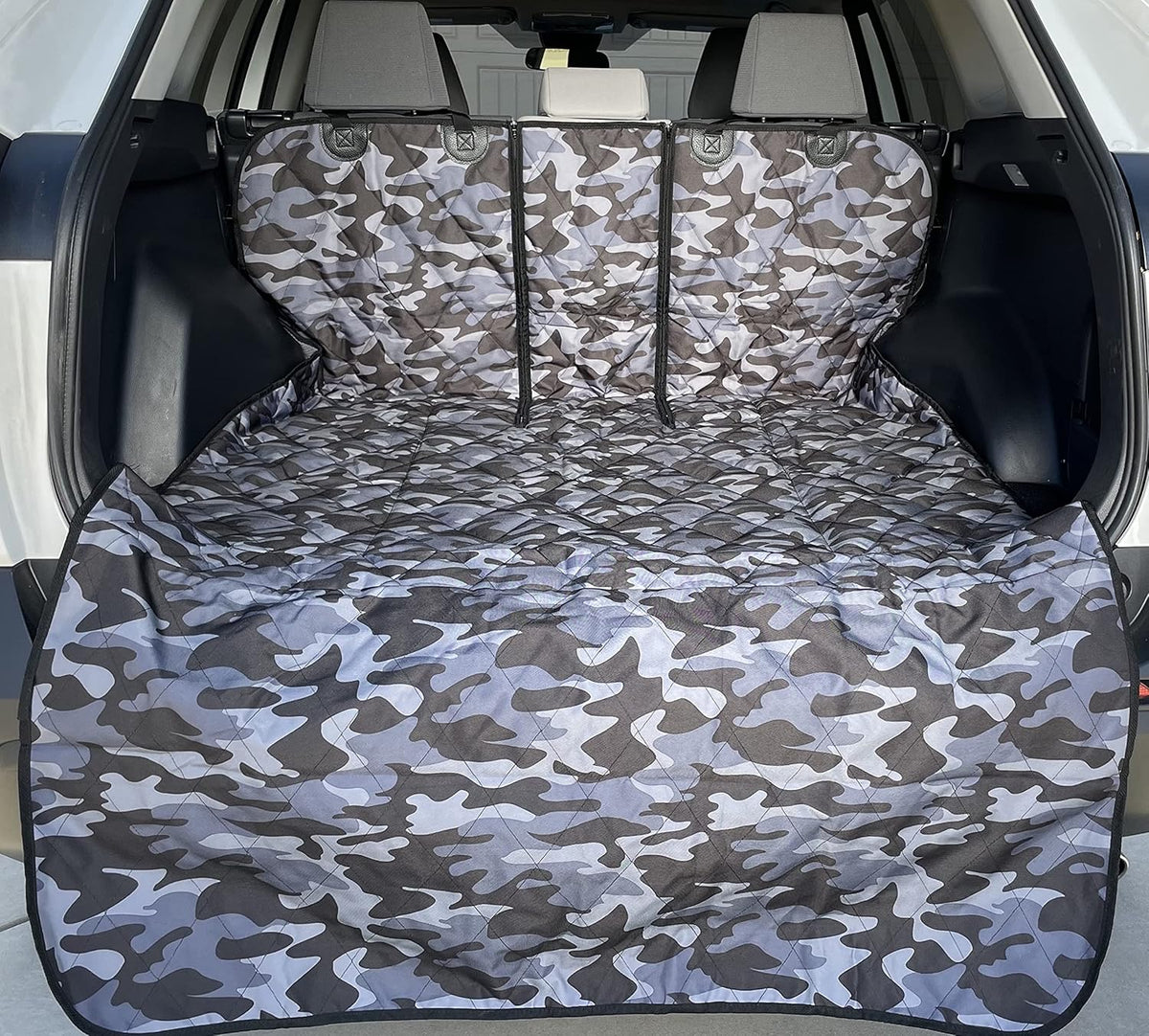 Small Black SUV Cargo Liner Q733050