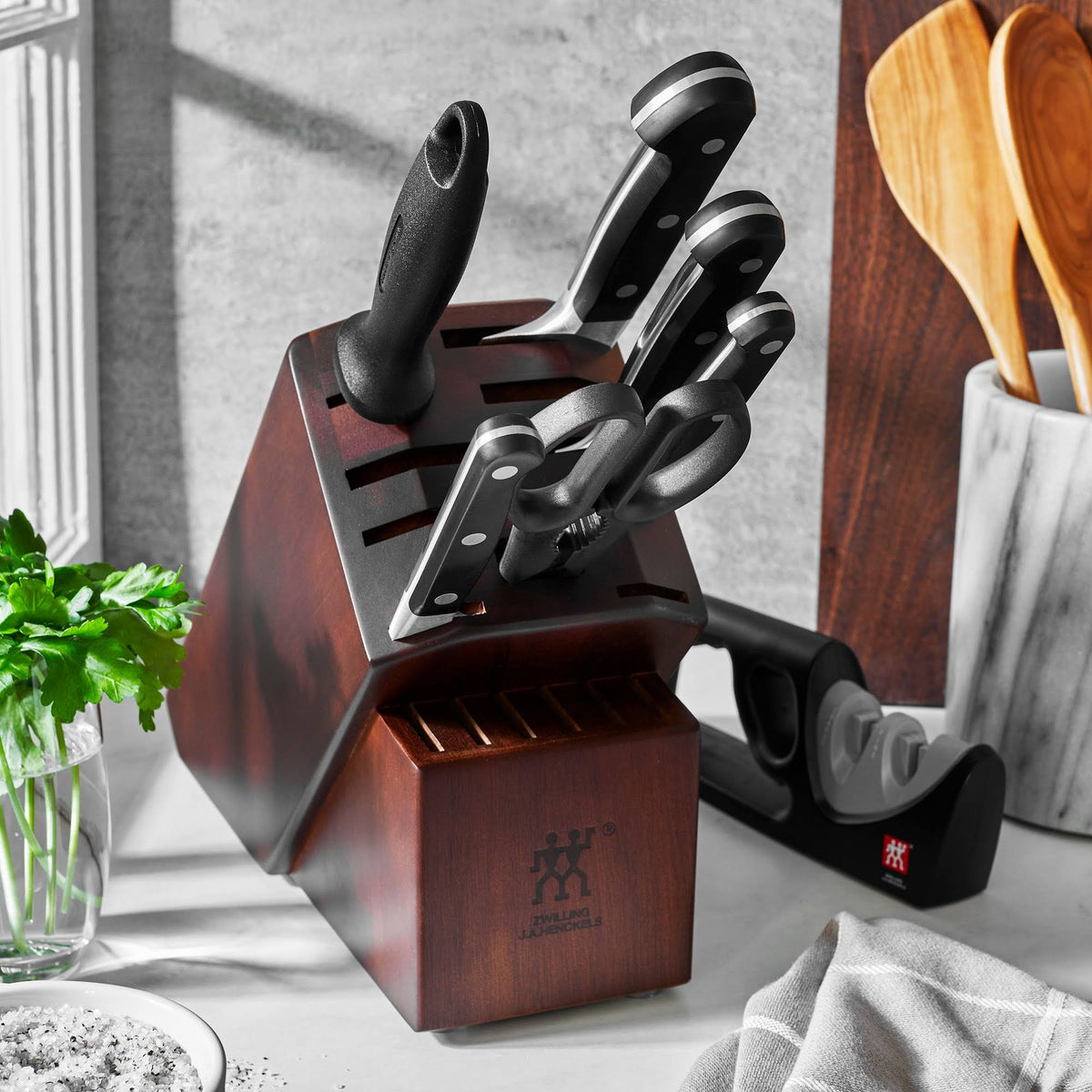 7-Piece Block Set with Sharpener O24297