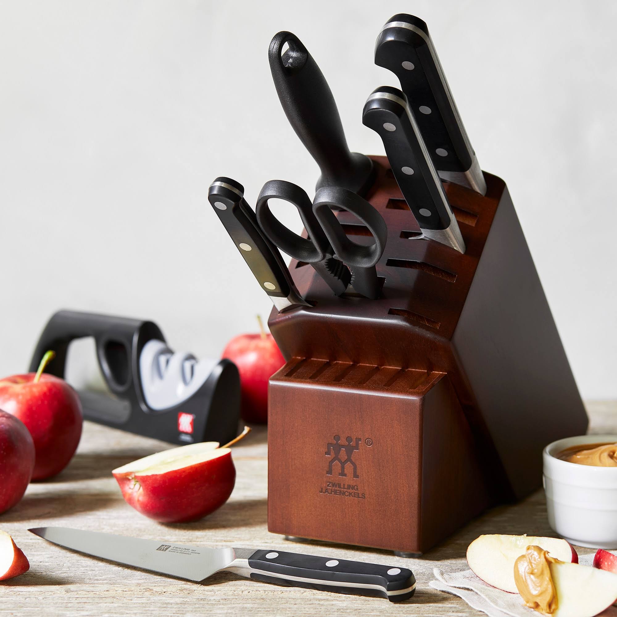 7-Piece Block Set with Sharpener O24297