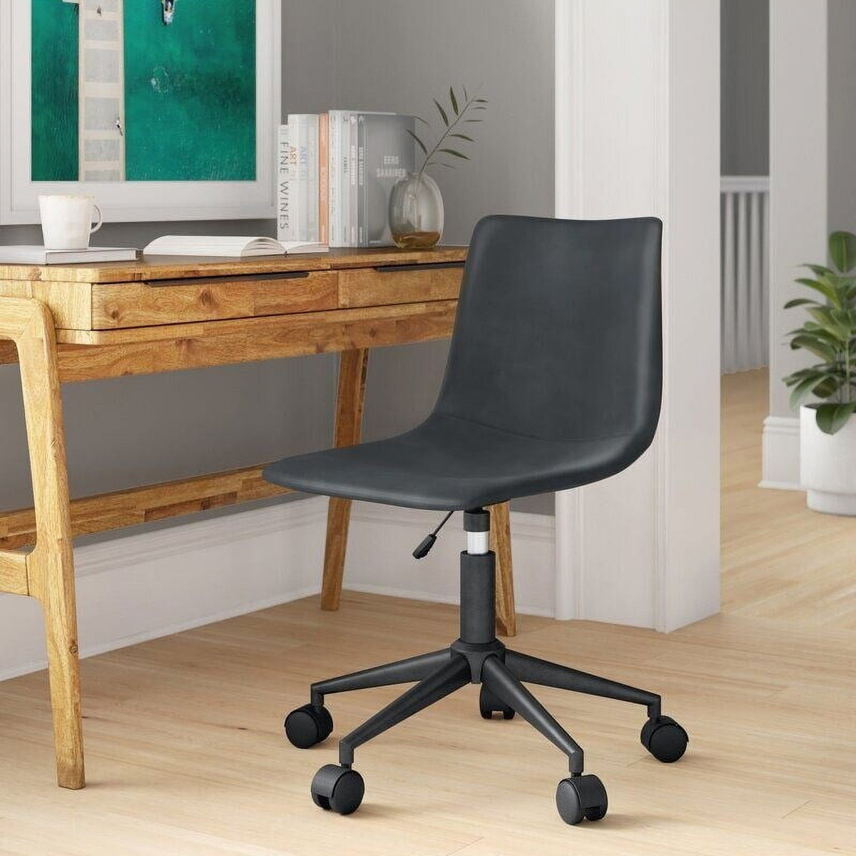 Tan Task Chair Z484
