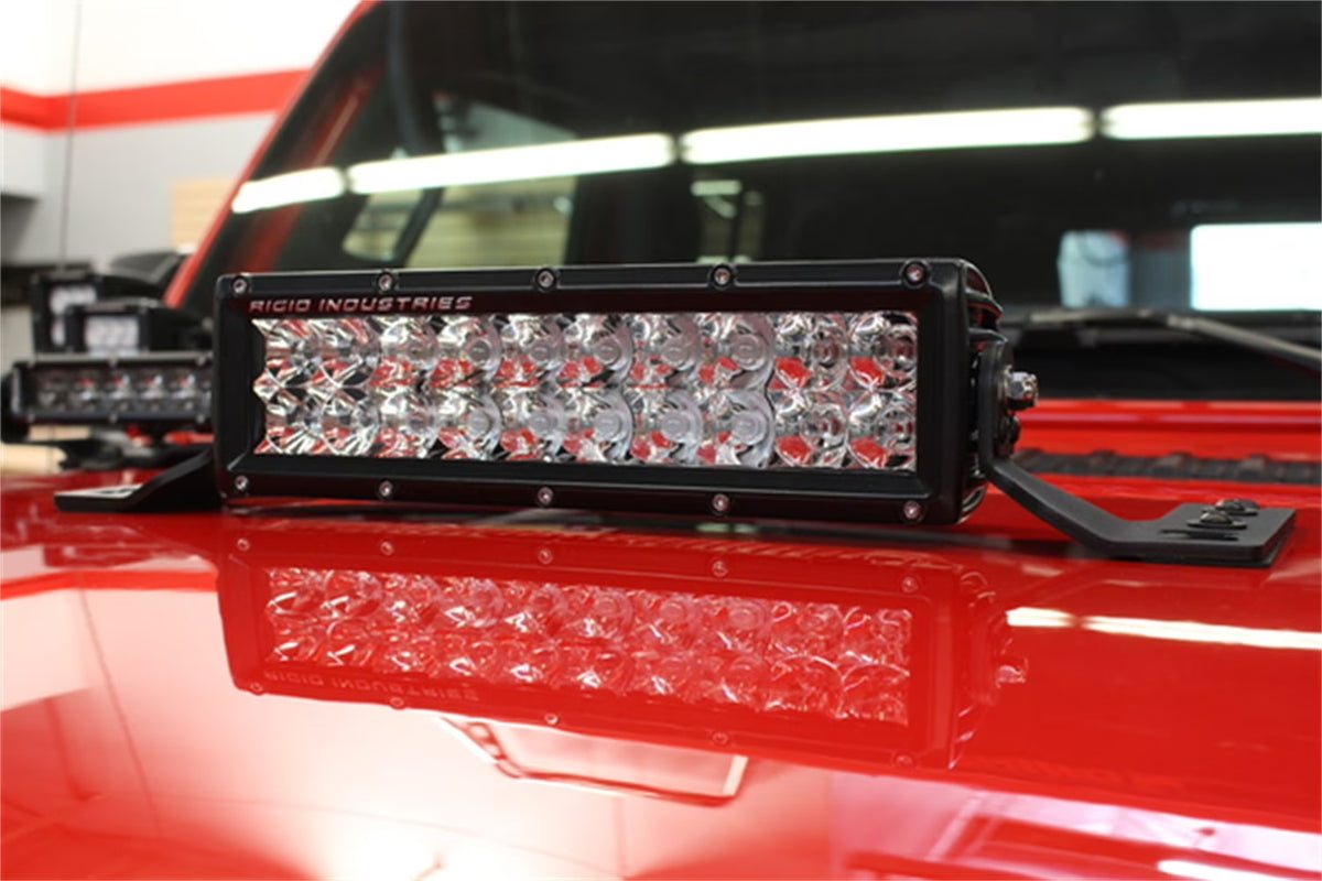 Center Hood Mount U30405
