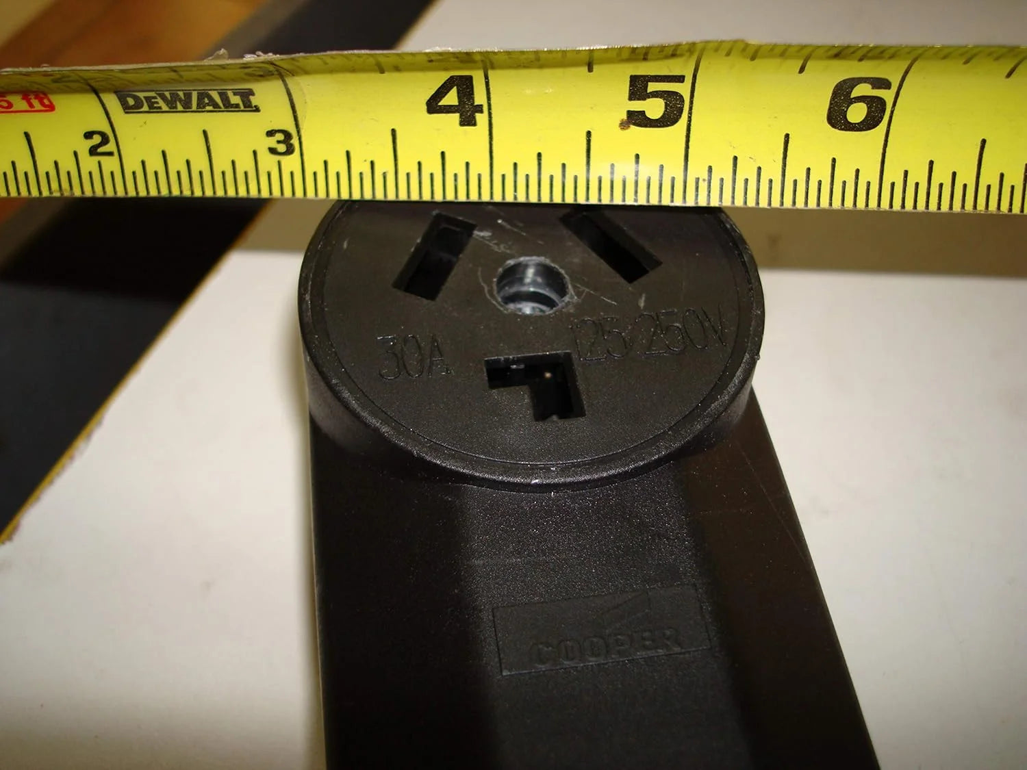 NEMA Power Cord Adapter M115